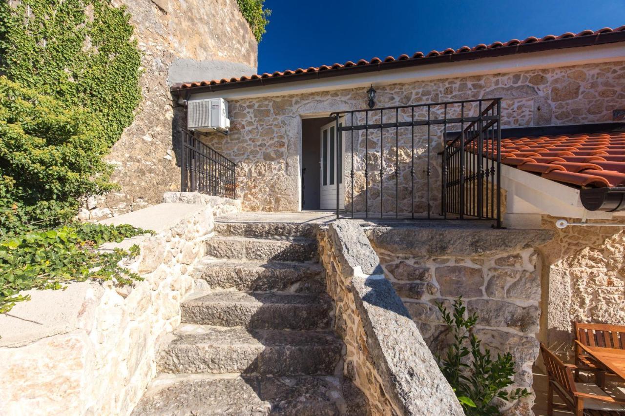 Вилла House Misto Добринь Экстерьер фото